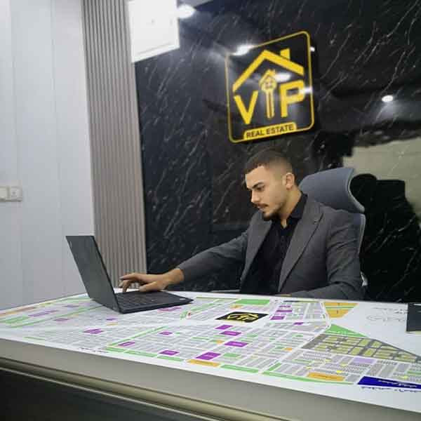 agent VIP Home Şirket Emlak